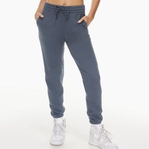 Aritzia TNA Perfect Sweatpant